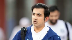 దేశం కోసం ఆడాలని క్రీడాకారులకు గంభీర్ సూచన