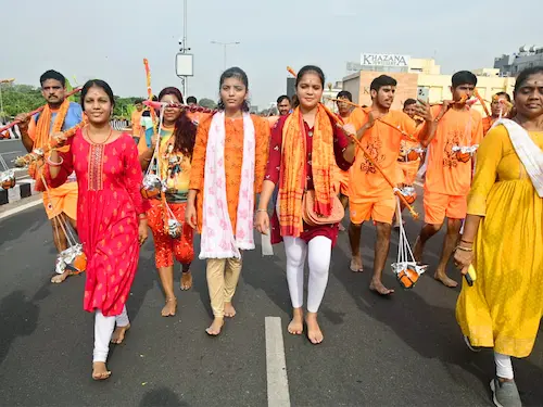 Visakhapatnam: విశాఖపట్నంలో ఘనంగా కావడి యాత్ర