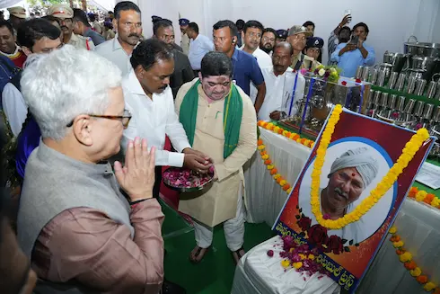  
Jishnu Dev Varma: గ్రామాలు ఆరోగ్యంగా ఉంటేనే దేశానికి ఆరోగ్యం : గవర్నర్ జిష్ణుదేవ్ వర్మ
