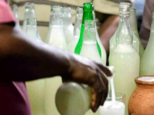 హైదరాబాద్‌లో కల్లు తాగి 15 మందికి తీవ్ర అస్వస్థత