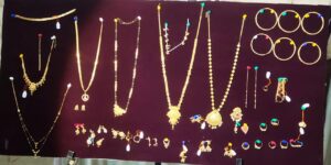 ఇంటి దొంగతనాలను ఛేదించిన పోలీసులు..