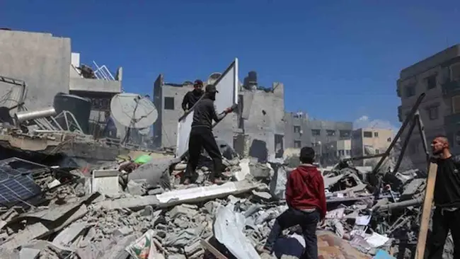 Israel-Hamas War: గాజాపై విరుచుకుపడ్డ ఇజ్రాయెల్ 40 మంది మృతి