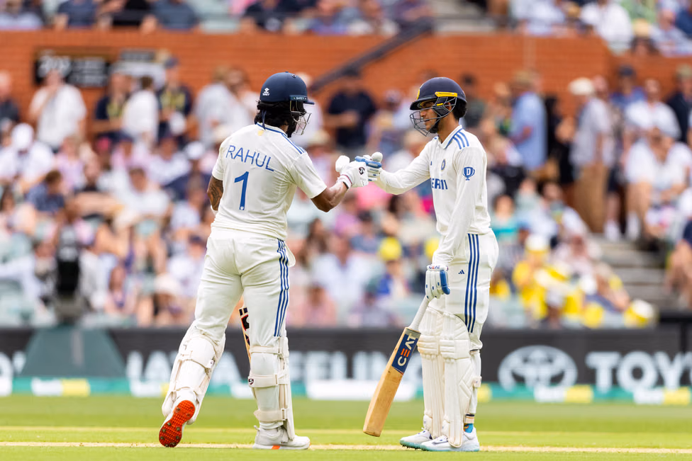 KL Rahul : టీమిండియాను ఆదుకున్న గిల్, కేఎల్ రాహుల్