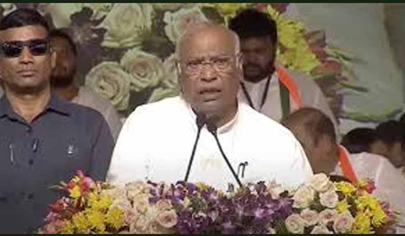 BJP : 11 ఏళ్లలో తెలంగాణకు మోదీ ఏం ఇచ్చారు? – ఖర్గే