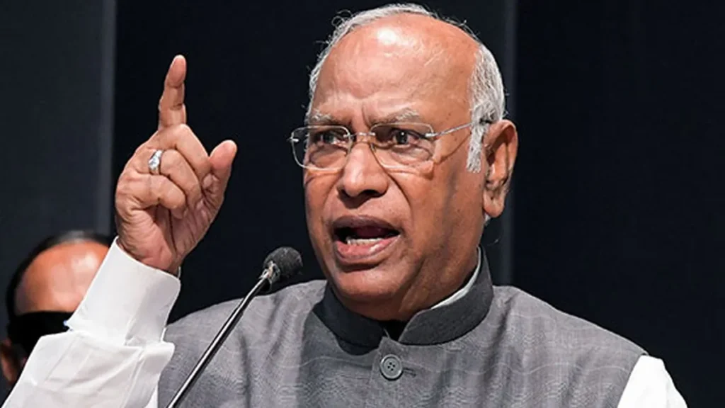 Mallikarjun kharge : మోదీ చెప్పేవన్నీ అబద్ధాలే : ఖర్గే