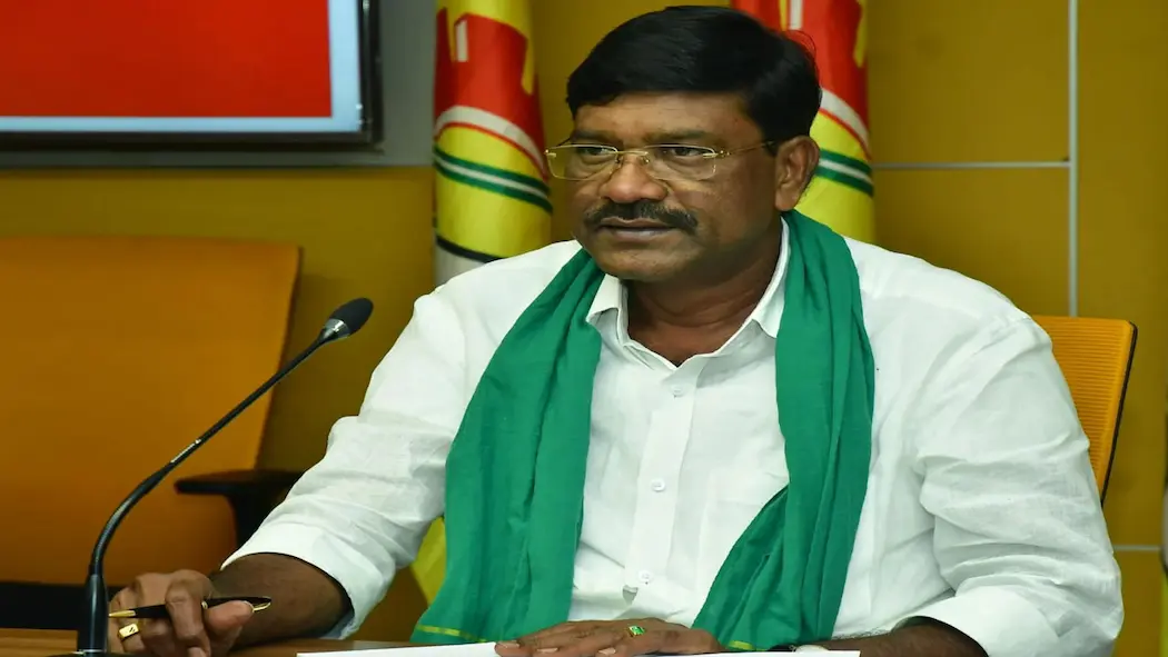 మామిడి రైతులను దోచుకుంటుంది వైసీపీ నేతలే: మర్రెడ్డి