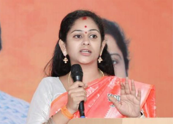 Mithun Reddy : మిథున్ రెడ్డి అరెస్టును బీజేపీ స్వాగతిస్తోంది : యామిని శర్మ