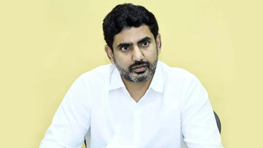 Nara Lokesh: అశోక్ గజపతి రాజు ప్రమాణస్వీకారానికి హాజరైన లోకేష్