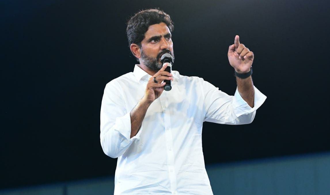 Nara Lokesh : తాడేపల్లి కాలనీలో పర్యటనలో … ప్రజలతో సూటిగా సంభాషణ : లోకేశ్