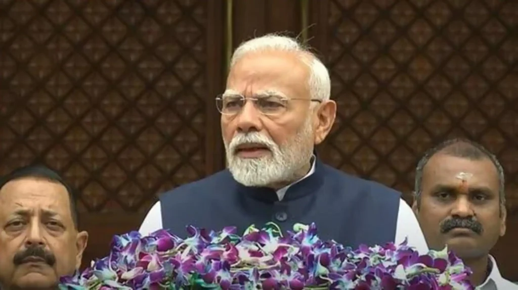 Narendra Modi : ఆపరేషన్ సిందూర్‌లో మేడిన్ ఇండియా ఆయుధాల పై మోదీ ఏమన్నారంటే?