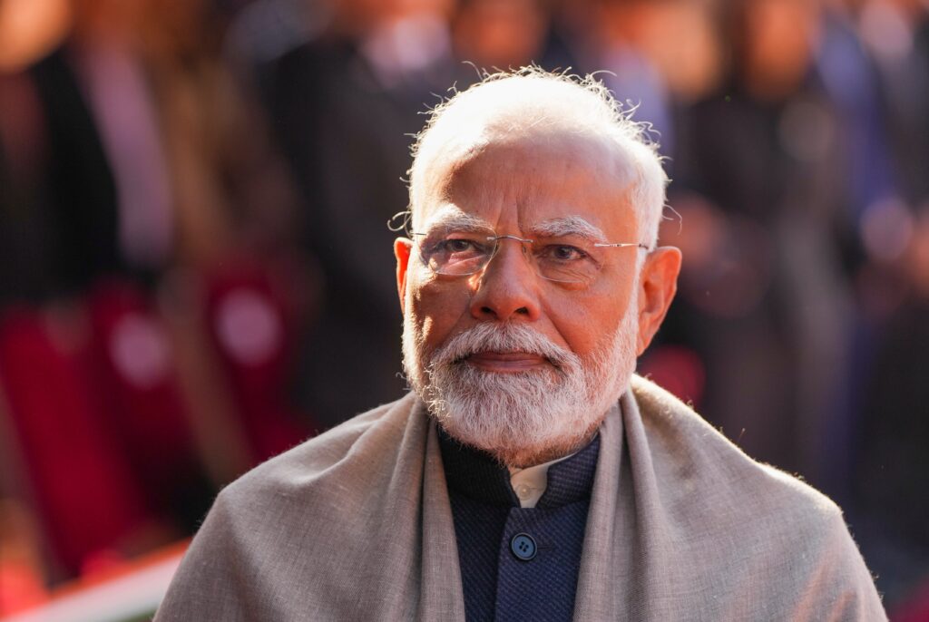 Narendra Modi : భారత్‌లో 2,500 పార్టీలు ఉన్నాయి : మోదీ