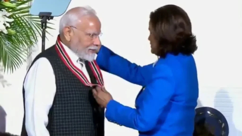 PM Modi : మోదీకి 25వ అంతర్జాతీయ పురస్కారం