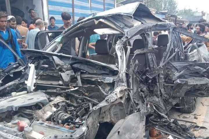 Pakistan : పాక్ లో మరోసారి ఉగ్రదాడి : ఐదుగురి మృతి