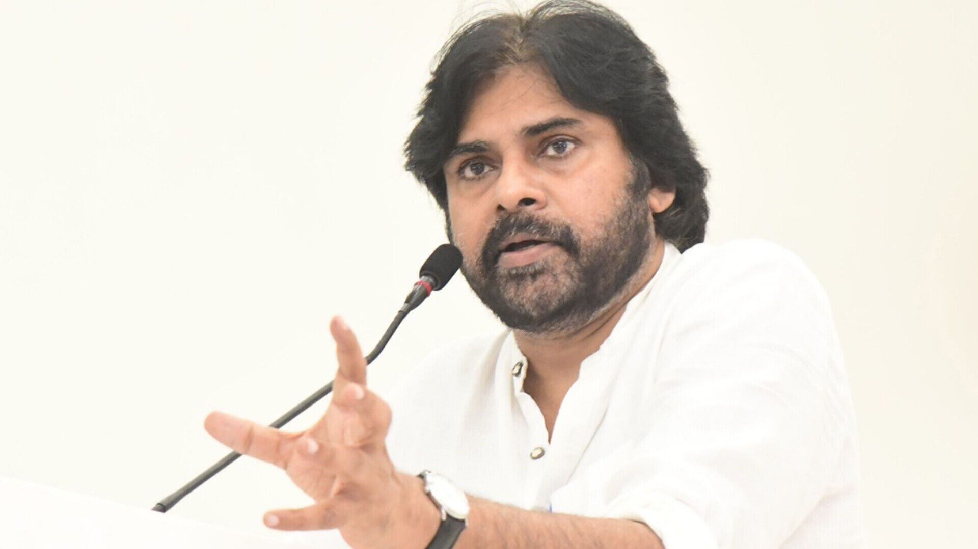 ఇది వేల కోట్ల కుంభకోణం : పవన్ కల్యాణ్