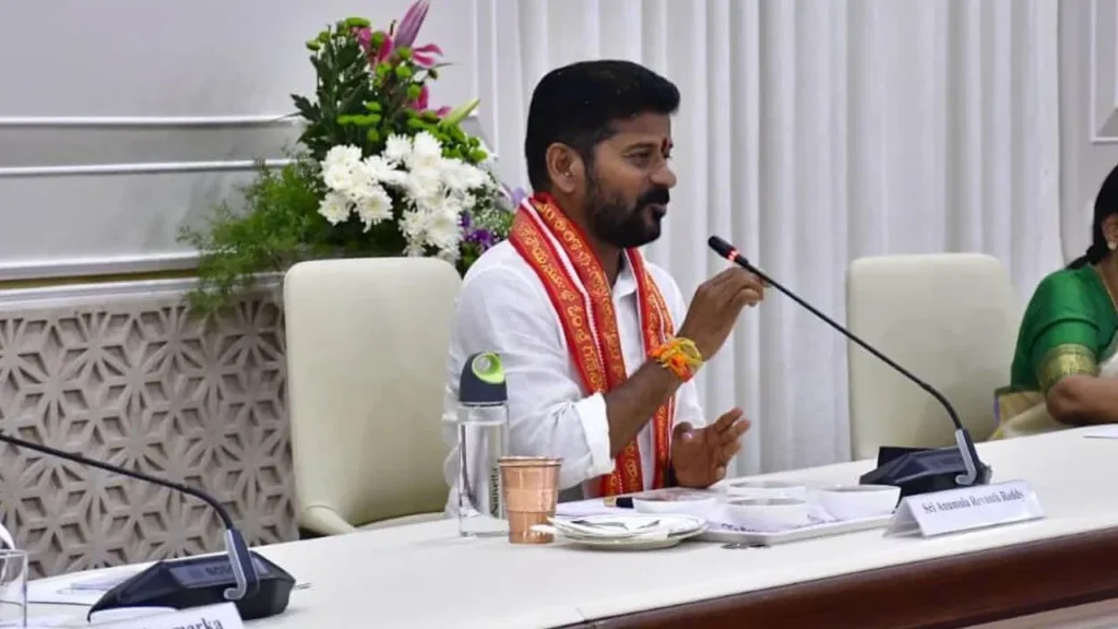 Revanth Reddy : విద్యుత్ శాఖపై సీఎం రేవంత్ రెడ్డి సమీక్ష