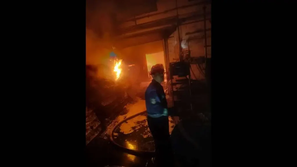 Rubber Factory : కాటేదాన్‌లో రబ్బర్‌ కంపెనీలో భారీ అగ్నిప్రమాదం