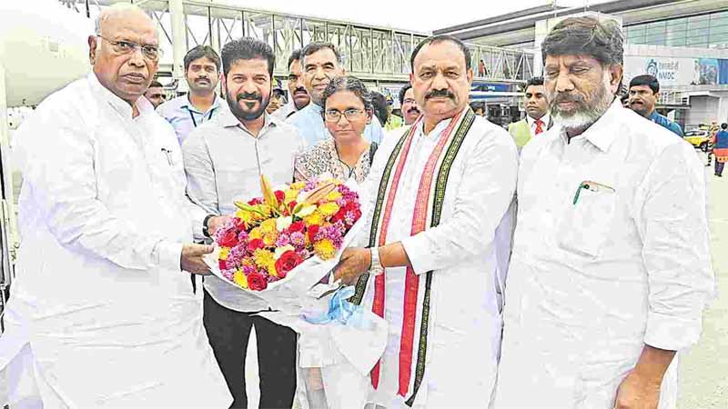 Congress Party : నేడు కాంగ్రెస్ ‘సామాజిక న్యాయ సమర భేరి’