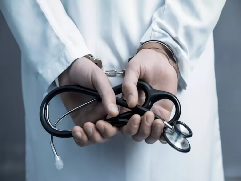 Secunderabad : వీర్యం నిల్వ చేసిన డాక్టర్ అరెస్ట్