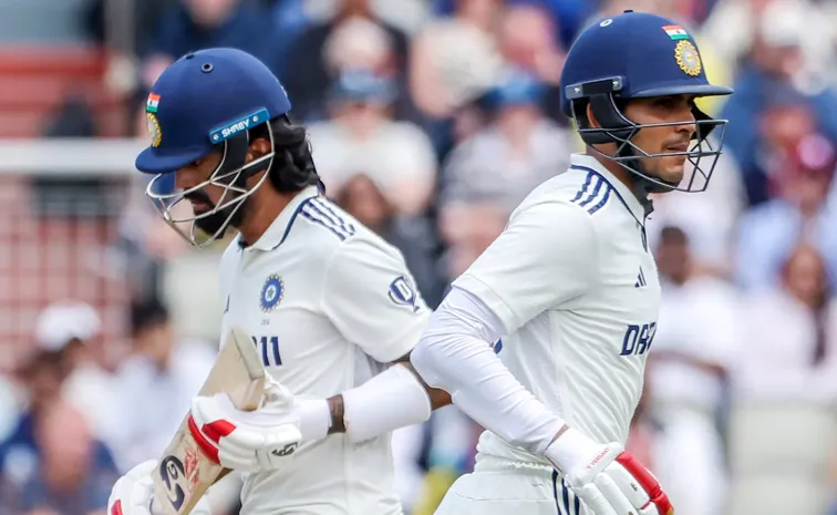 Shubman Gill : ఓల్డ్ ట్రాఫర్డ్ లో గిల్ సెంచరీ