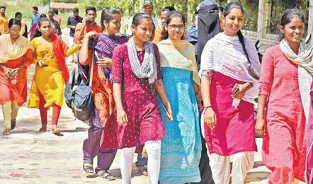 College Closed: 50 ప్రైవేటు డిగ్రీ కాలేజీల మూసివేత?