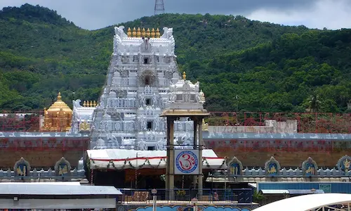 TTD: గోవిందుని ఆలయంలో 'మహాద్వారం' రగడ