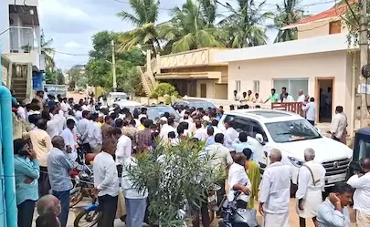 TDP: టిడిపిలో భగ్గుమన్న వర్గ విభేదాలు!