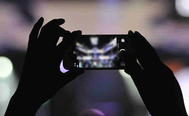 Telugu movies piracy : 65 సినిమాలు పైరసీ చేసిన కీలక వ్యక్తి అరెస్ట్!