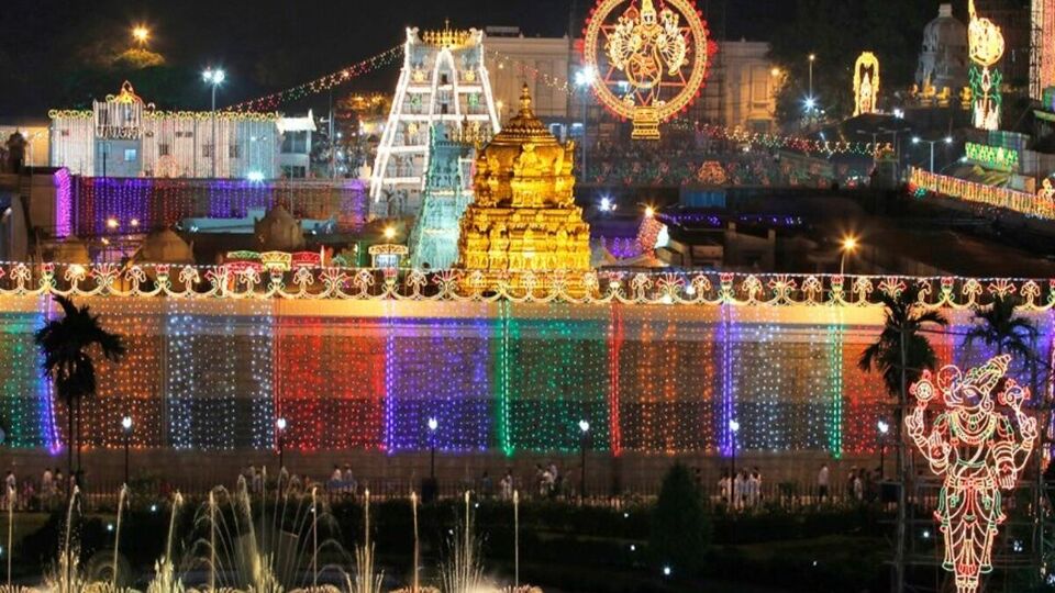 Tirumala : ప్ర‌వాసాంధ్రుల‌కు రోజూ వంద వీఐపీ బ్రేక్ ద‌ర్శ‌న టికెట్లు