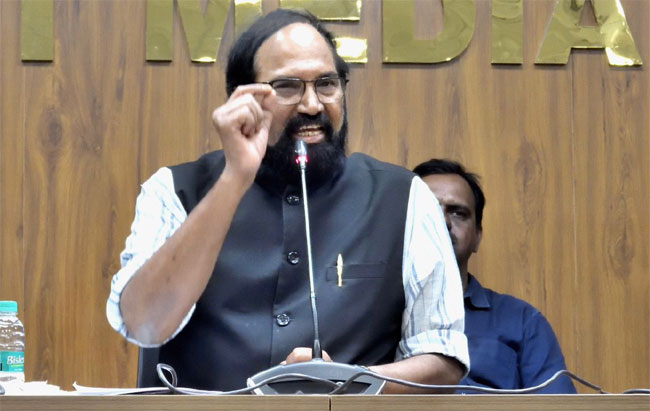 Uttam Kumar Reddy : కృష్ణా జలాలపై మంత్రి ఉత్తమ్ సంచలన వ్యాఖ్యలు