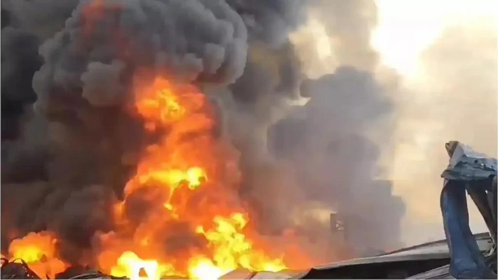 Fire Accident: శివకాశిలో భారీ పేలుడు 5 గురు సజీవ దహనం