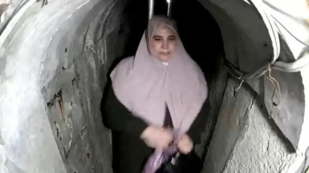 Hamas: నకిలీ పాస్ పోర్ట్ తో టర్కీకి పరారైన సిన్వార్ భార్య