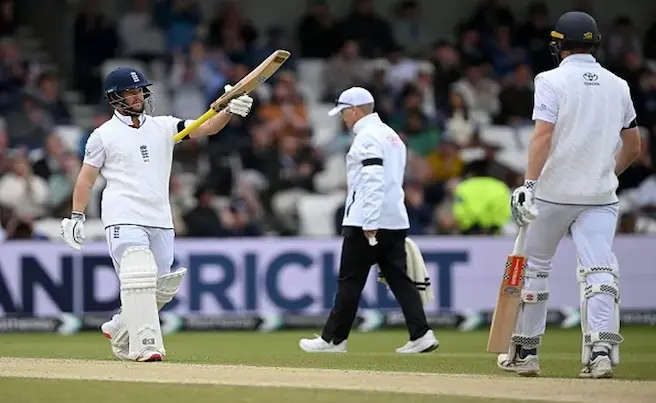 England: ఇంగ్లండ్‌కు ఐసీసీ బిగ్ షాక్‌..