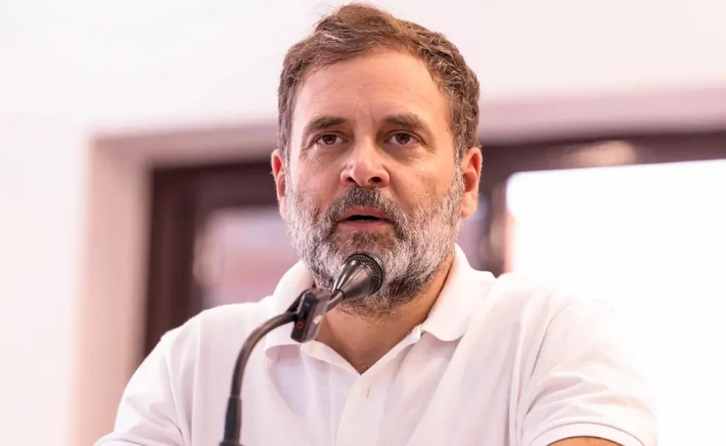 Rahul: ట్రంప్‌కు మోదీ అడుగులకు మడుగులొత్తుతారు: రాహుల్ గాంధీ