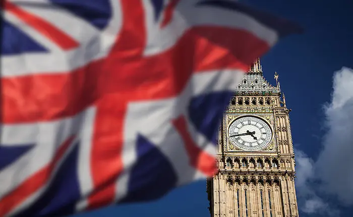 
UK: యూకే ఇమ్మిగ్రేషన్‌లో కీలక మార్పులు.. భారతీయులపై ప్రభావం ఎంత?