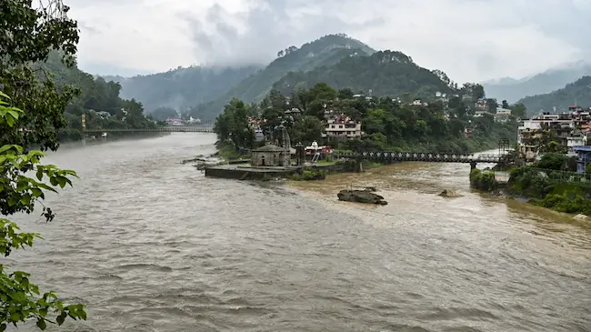 Himachal Pradesh: హిమాచల్ప్రదేశ్కు భారీ వర్ష సూచన