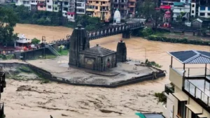 హిమాచల్‌ ప్రదేశ్‌లో వర్ష బీభత్సం..భారీగా ప్రాణనష్టం