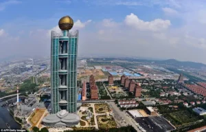 ఖరీదైన గ్రామం హువాజీ గ్రామం (చైనా)