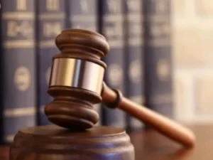 కన్న కూతుర్నే కడ తేర్చిన తల్లికి జీవిత ఖైదు