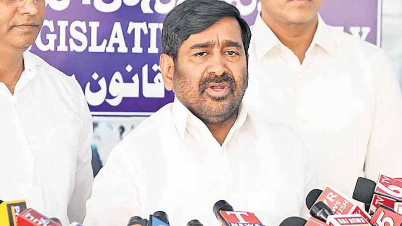 MLC Kavitha : కవిత గురించి మాట్లాడటం టైం వెస్ట్ – జగదీశ్ రెడ్డి