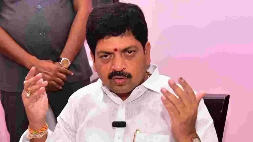 Development : ఆర్థిక లోటు ఉన్నప్పటికీ అభివృద్ధి సంక్షేమ పథకాలు