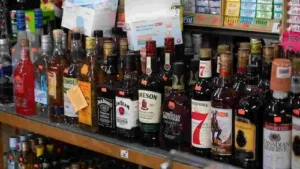 నకిలీ మద్యం ముఠా పట్టివేత