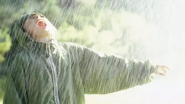 Rain water: వర్షం నీరు తాగితే ఆరోగ్యానికి మంచిదేనా?