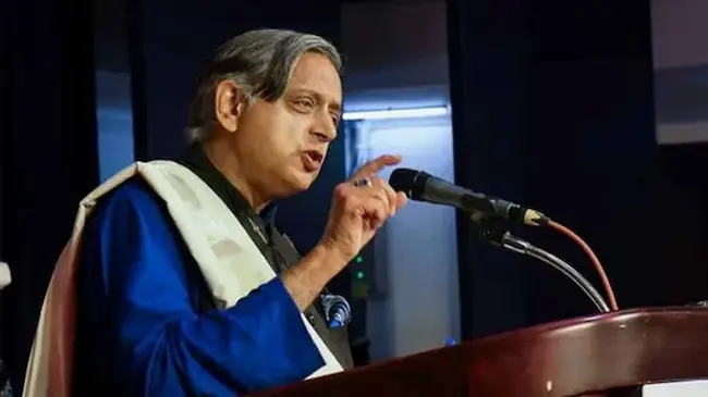 Shashi Tharoor: అందరి చూపు పార్లమెంట్ చర్చల పైనే ..శశిథరూర్ మౌనంపై కొనసాగుతున్న ఉత్కంఠ