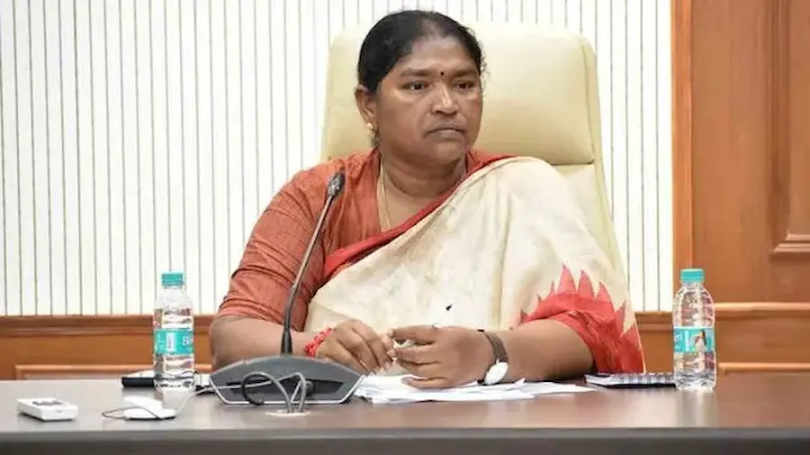 Minister  Seethakka: మహిళల ఆర్థిక స్వావలంబన కోసం కృషి