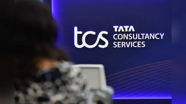 TCS: టీసీఎస్ ఉద్యోగులను వెంటాడుతున్న భయం..