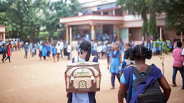  Vijayarama Raju: విద్యార్థుల హాజరుపై కీలక సూచనలు చేసిన విద్యాశాఖ డైరెక్టర్ 