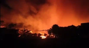 విశాఖ ఐటీసీ గోడౌన్‌లో భారీ అగ్నిప్రమాదం