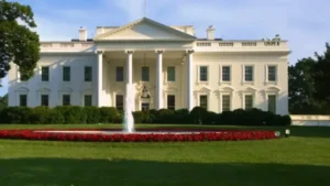 ట్రంప్ హత్యకు కుట్ర? వైట్ హౌస్‌పై దాడి భయంతో లాక్‌డౌన్