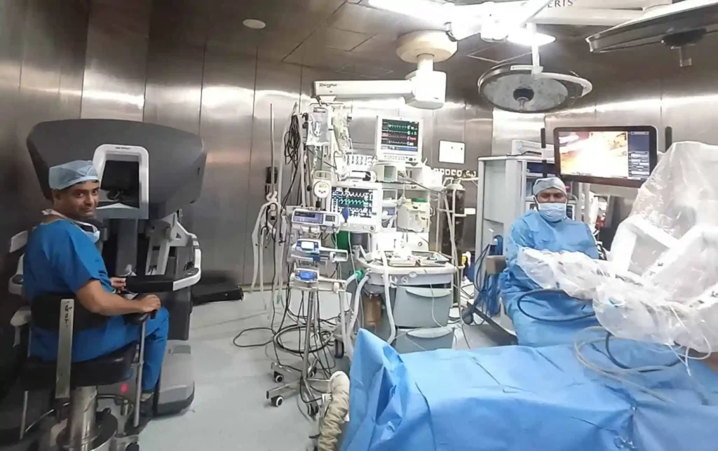 Pune-భర్తను బతికించుకునేందుకు భార్య లివర్ దానం.. ఇన్ఫెక్షన్ తో ఇద్దరూ మృతి