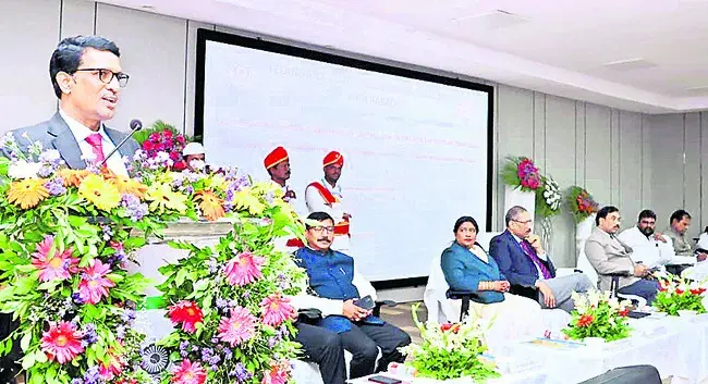 Sam Koshi: మధ్యవర్తిత్వమే వివాదాలకు పరిష్కారం: హైకోర్టు న్యాయమూర్తి